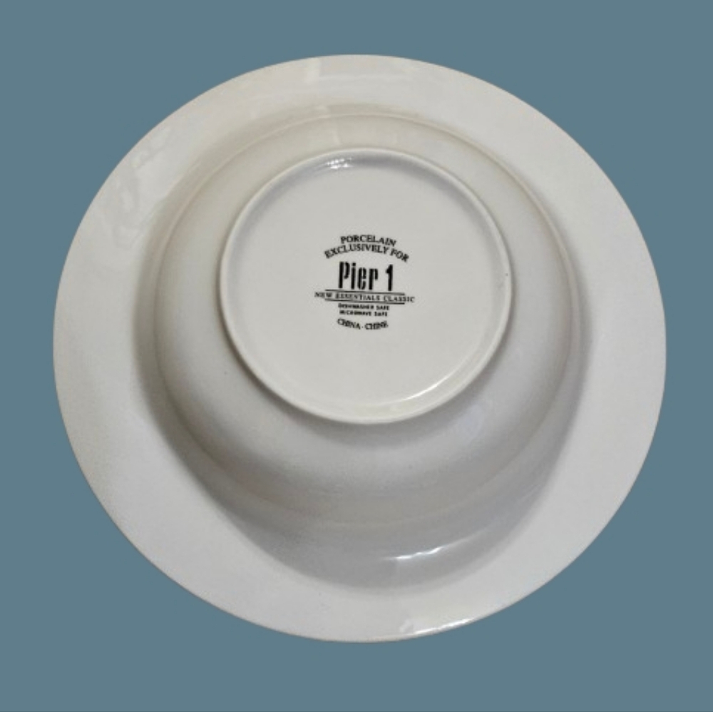 NWOT Pier 1 New Esssentials Classic Rim Soup/Salad Bowl Set Of 4 - Picture 5 of 5